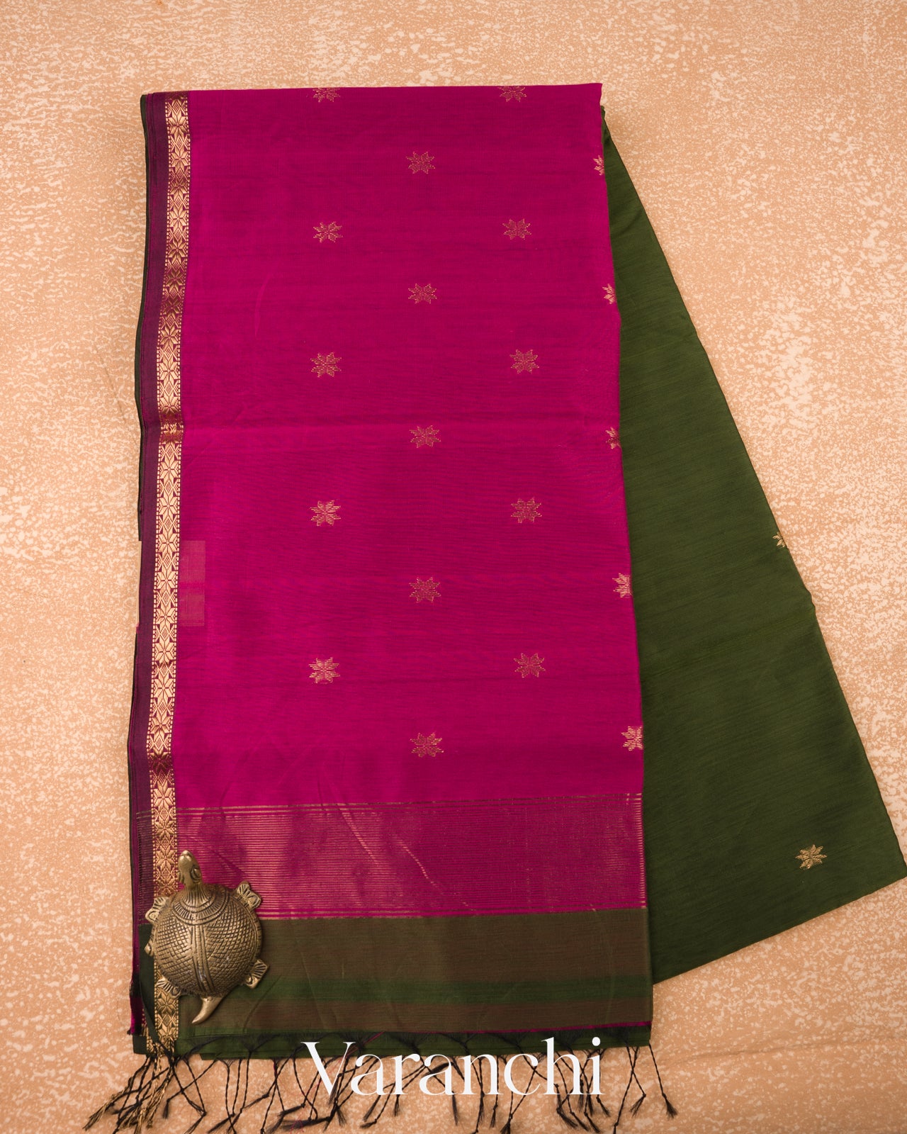 Deep Olive Green Pure Maheswari Silk Cotton Handloom Saree