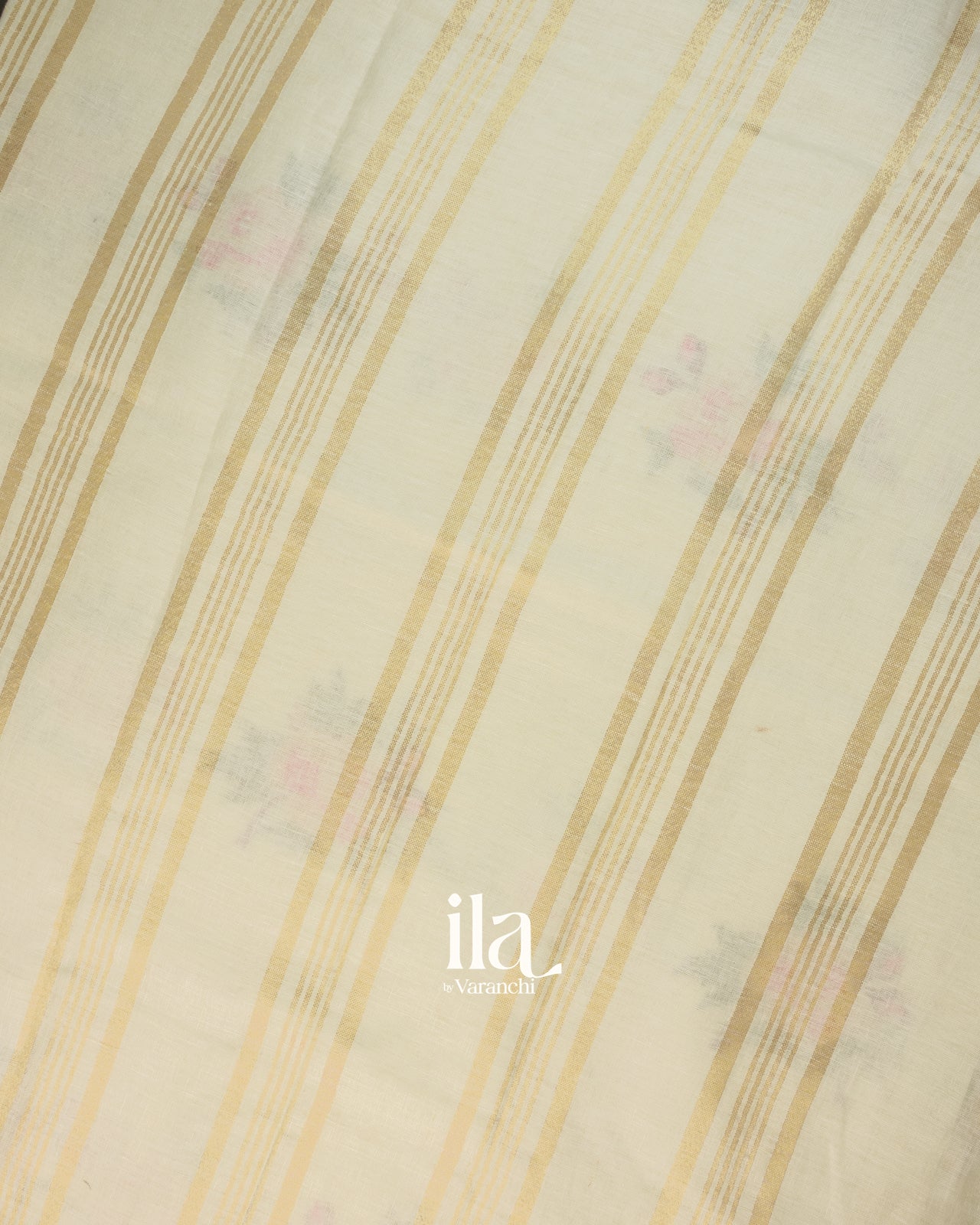 Ivory Floral Embroidered Semi Linen Saree
