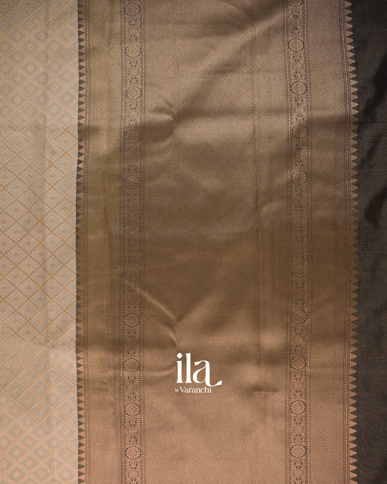 Cream Diamond Jaal Semi Banaras Saree