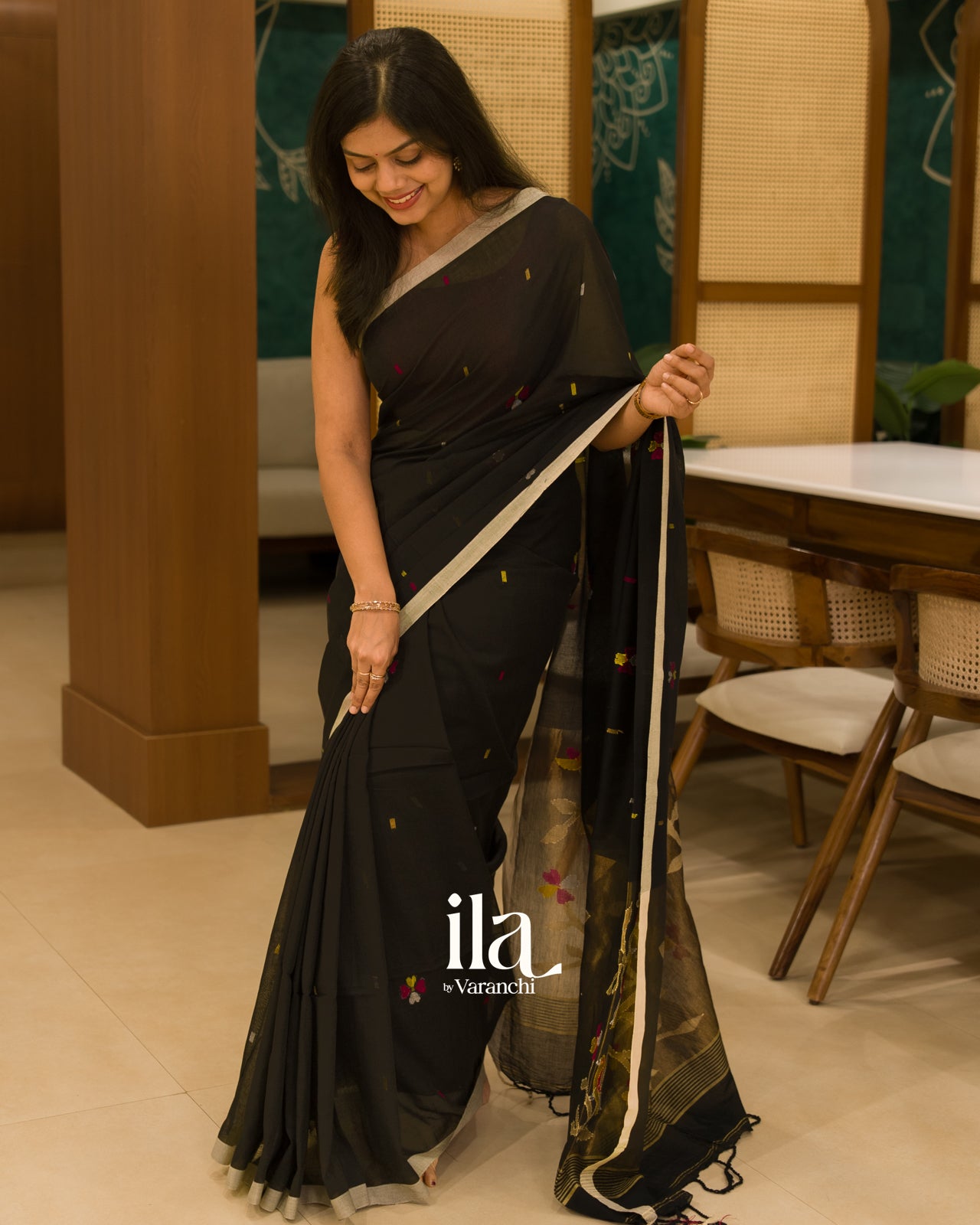 Black Jamdani with Paithani Pallu Pure Mul Mul Cotton Handloom Saree