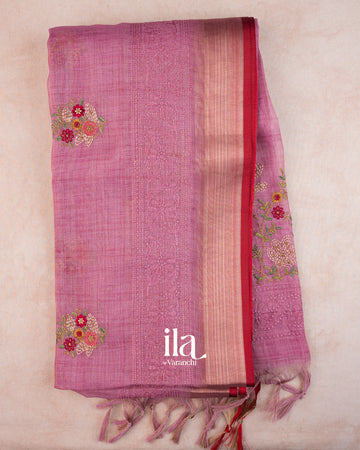 Muted Rose Floral Embroidered Floral Semi Linen Saree