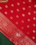 Bottle Green Checkered Assam Silk Saree — Blouse