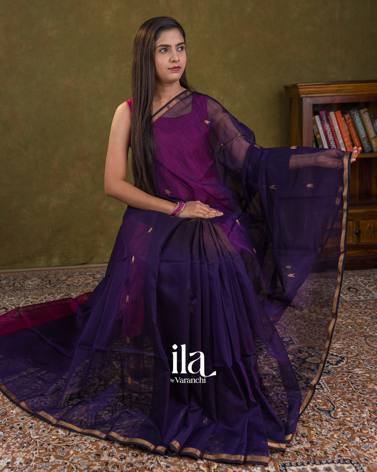 Navy Blue Pure Maheshwari Silk Cotton Handloom Saree — Draped